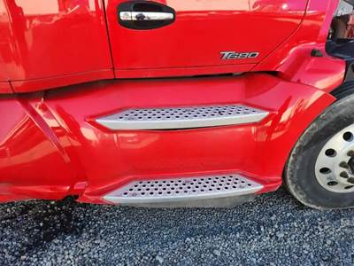 Kenworth T680 Right Fairing