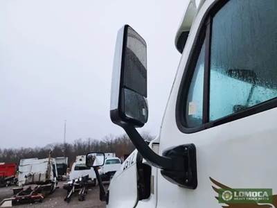 Freightliner Cascadia 125 Left Side View Mirror