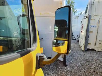 Freightliner Cascadia 125 Right Side View Mirror