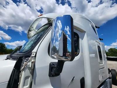 Freightliner Cascadia 125 Left Side View Mirror