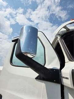 Freightliner Cascadia 126 Right Side View Mirror
