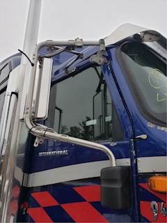 International 4300 Right Side View Mirror for a 2006 International 9400I