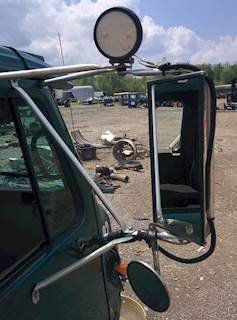 International F2674 Right Side View Mirror for a 1989 International F-2674 SBA