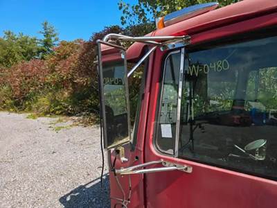 Volvo AUTOCAR ACL64 Left Side View Mirror
