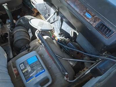 Volvo AUTOCAR ACL64 Right Side View Mirror