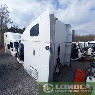 Freightliner Columbia 120 Left Sleeper Fairing