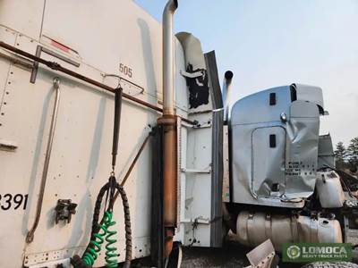 Freightliner Columbia 120 Right Sleeper Fairing