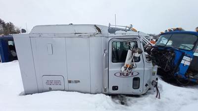 Mack CH613 Sleeper Fairing