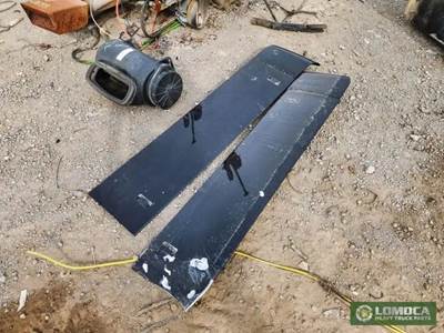 Peterbilt 386 Sleeper Fairing