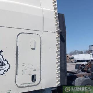Peterbilt 579 Left Sleeper Fairing