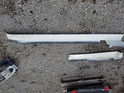 Volvo VNL Right Sleeper Fairing