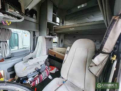 Freightliner Columbia 120 Sleeper Part