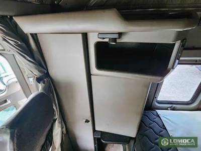 Kenworth T600 Sleeper Part