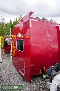 Peterbilt 389 Sleeper Part
