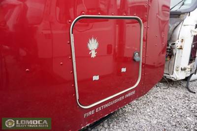 Peterbilt 389 Sleeper Part