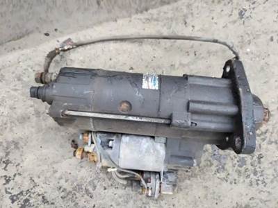 Detroit DD15 Starter for a 2013 Freightliner Cascadia 125