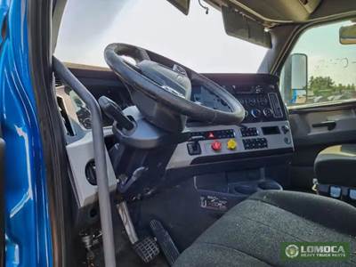 Freightliner Cascadia Steering Column for a 2018 Freightliner Cascadia 123