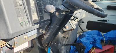 International 4700 LP Steering Column for a 1995 International 4700 LOW PROFILE