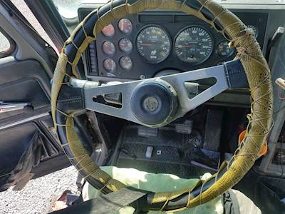 Mack CH600 Steering Column