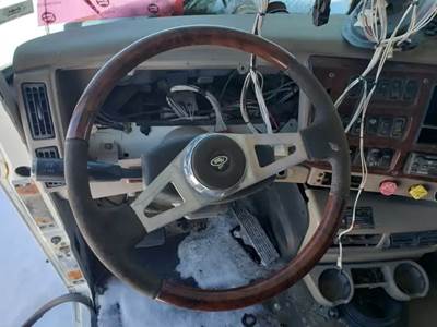 Mack Vision CXN613 Steering Column for a 2007 Mack CXN613