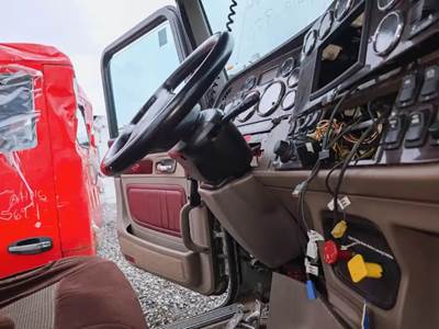 Peterbilt 386 Steering Column