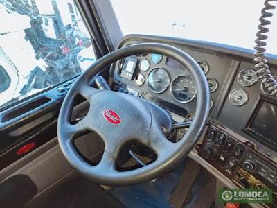 Peterbilt 388 Steering Column