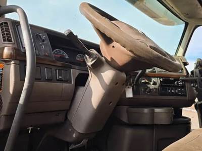 Volvo VNL Steering Column