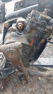 TRW/ROSS Hydrapower Steering Gear / Rack for a 2007 Peterbilt 387