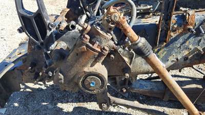 Sheppard M100 Steering Gear / Rack for a 2009 Mack GU813