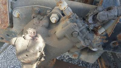 TRW/ROSS Steering Gear / Rack for a 1995 Freightliner FLD-120