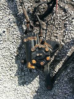 TRW/ROSS TRW Steering Gear / Rack for a 2007 Mack CXN613