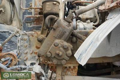 TRW/ROSS Steering Gear / Rack for a 2005 Volvo VNL