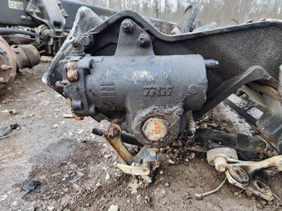 TRW/ROSS Steering Gear / Rack for a 2017 Peterbilt 389