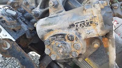 TRW/ROSS THP605299 Steering Gear / Rack for a 2014 Freightliner Cascadia 125