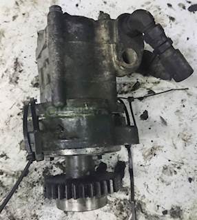 Caterpillar C15 Steering Pump for a 2004 Kenworth T800