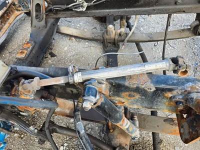 Freightliner Cascadia 125 Steering Shaft