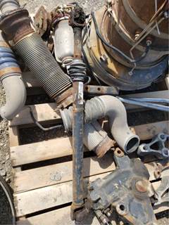 Mack Pinnacle CXU613 Steering Shaft for a 2014 Mack CXU613
