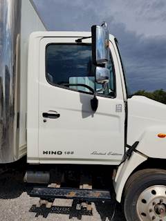 Hino 185 Right Step