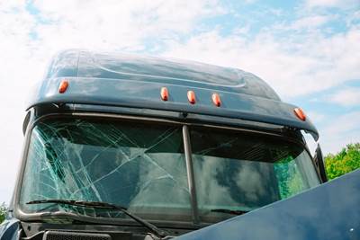 Freightliner Cascadia 125 Sun Visor