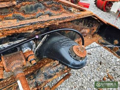 Peterbilt 384 Suspension Parts