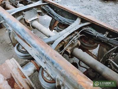 InternAtionAl 7600 TAg Axle - Used  Removed From A 2004 InternAtionAl 7600 Truck