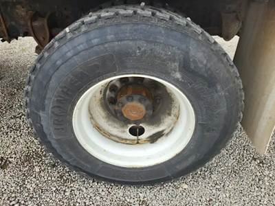 Hino 338 Tire