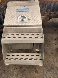 Freightliner Cascadia 126 Tool Box