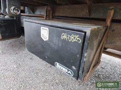 GMC C7500 Tool Box