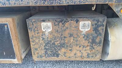 Kenworth T800 Tool Box