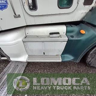 Peterbilt 386 Tool Box