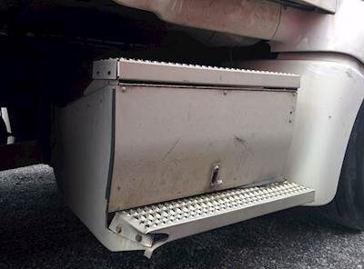 Peterbilt 387 Tool Box