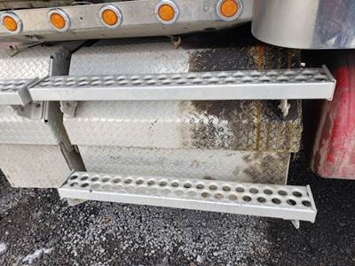 Western Star 4900FA Tool Box