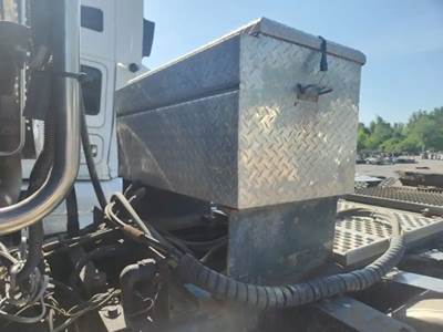 Western Star 4900SA Tool Box for a 2013 Western Star 4900 SA