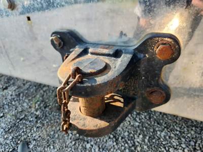 Peterbilt 367 Tow Hook